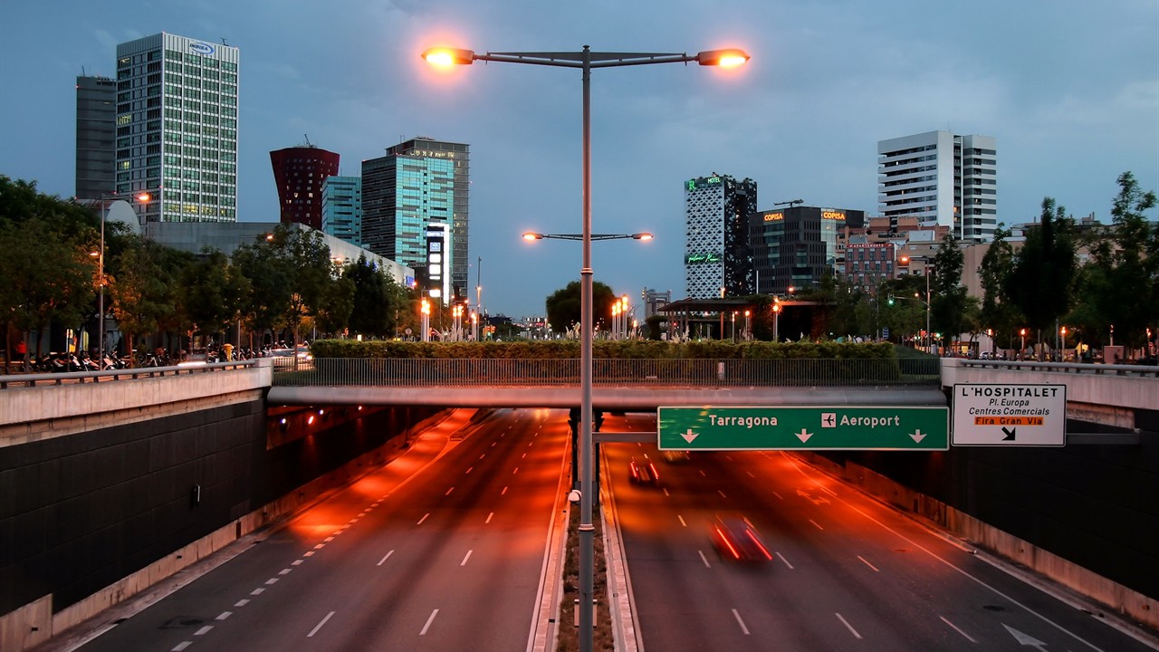 Taxi en L'Hospitalet de Llobregat - Taxi oficial AMB 24h